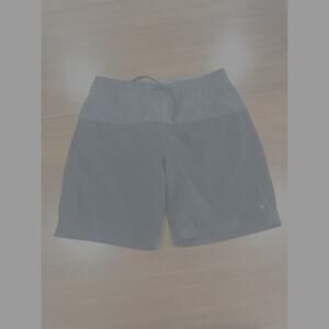 Kenneth Cole Men’s Tech Active Water Resistant Shorts – Size Large